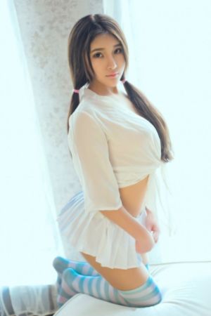 乳揉みま痴汉电车公交在线观看